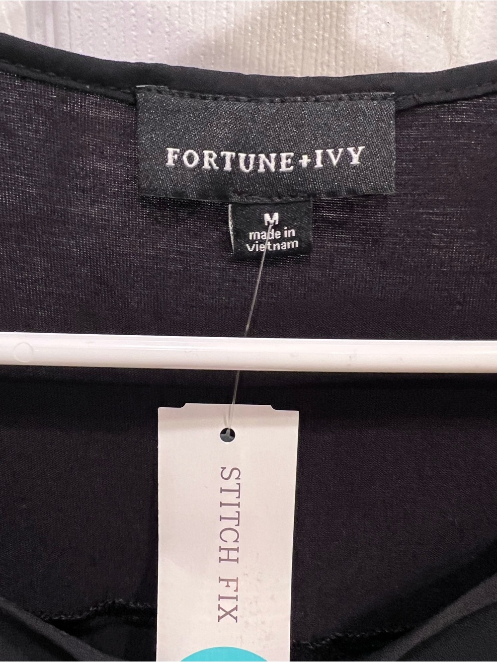 Fortune + Ivy Black Cap-Sleeve V-Neck Women's To - Picture 5 of 6